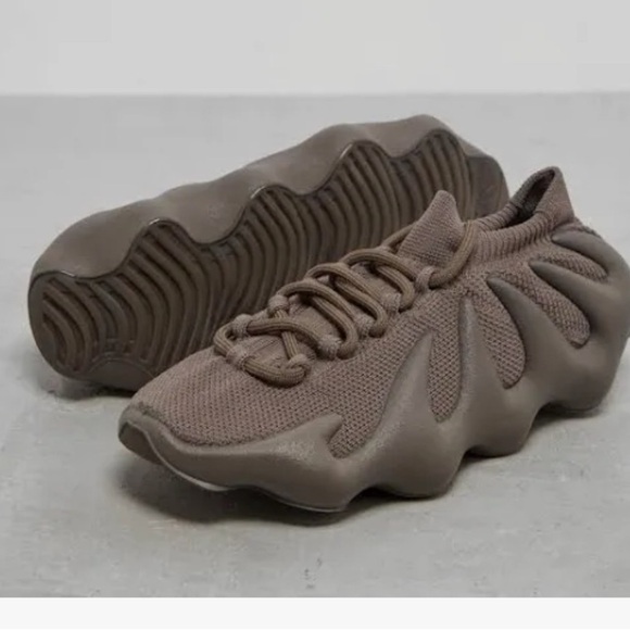 Yeezy Other - Yeezy 450 Cinder LIKE NEW